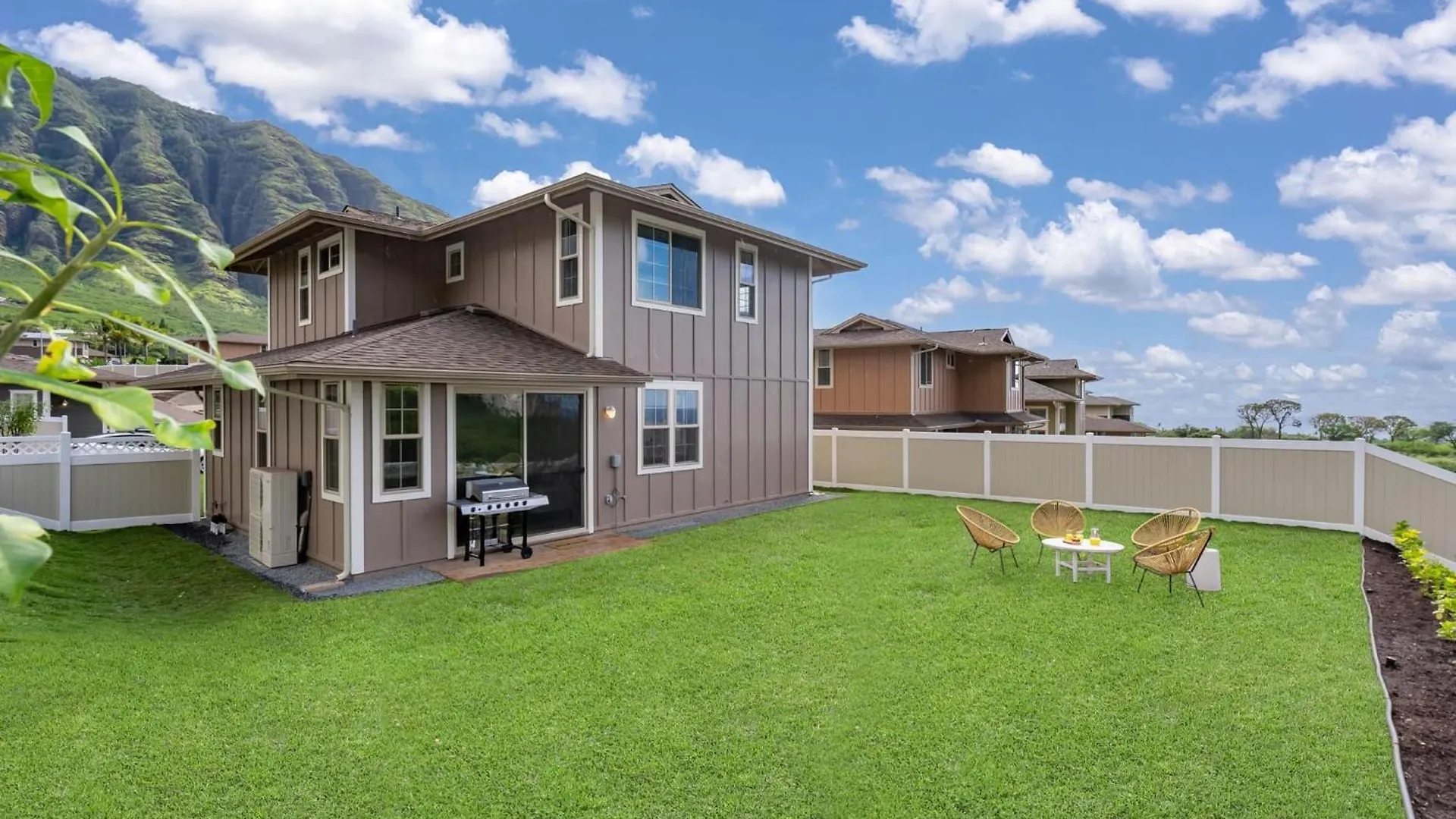 Holiday home Alaula By Avantstay Gated Security Home W Valley Ocean Views Waianae