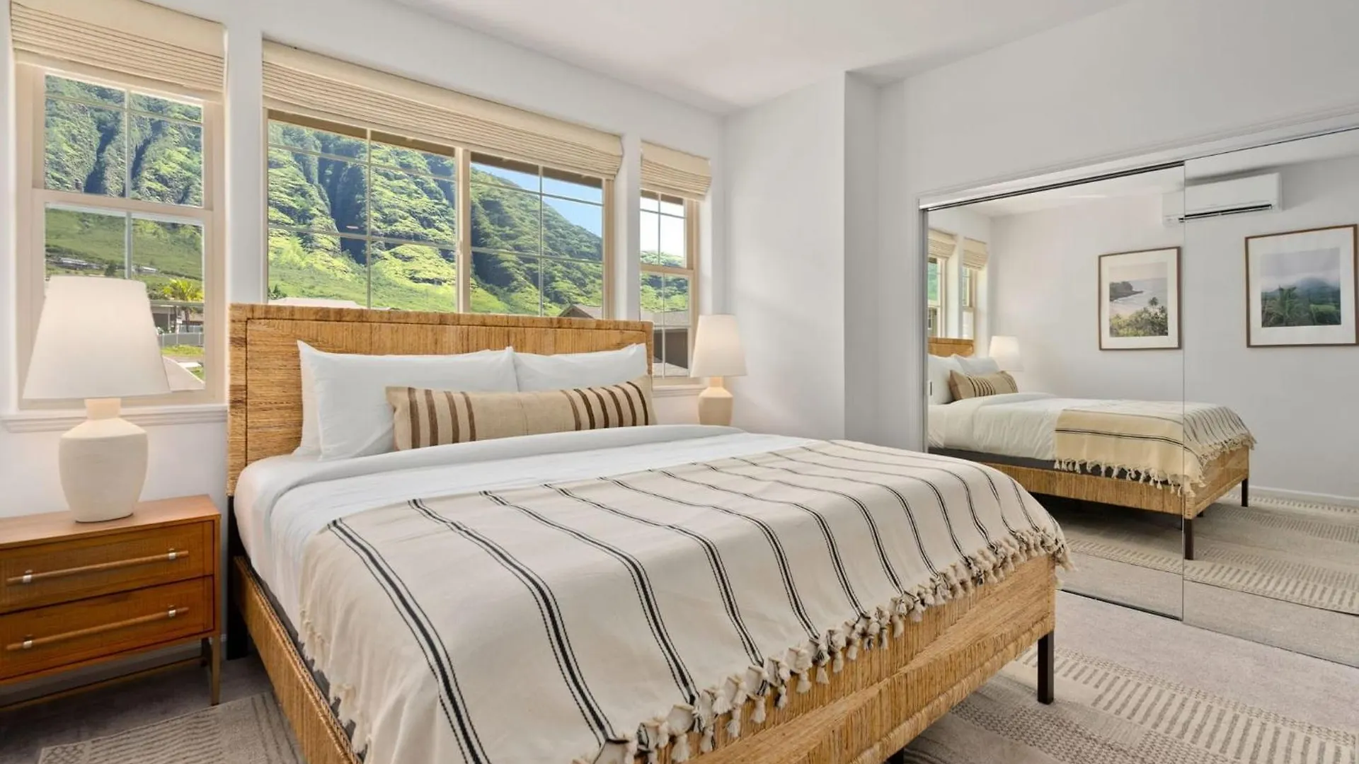 Holiday home Alaula By Avantstay Gated Security Home W Valley Ocean Views Waianae
