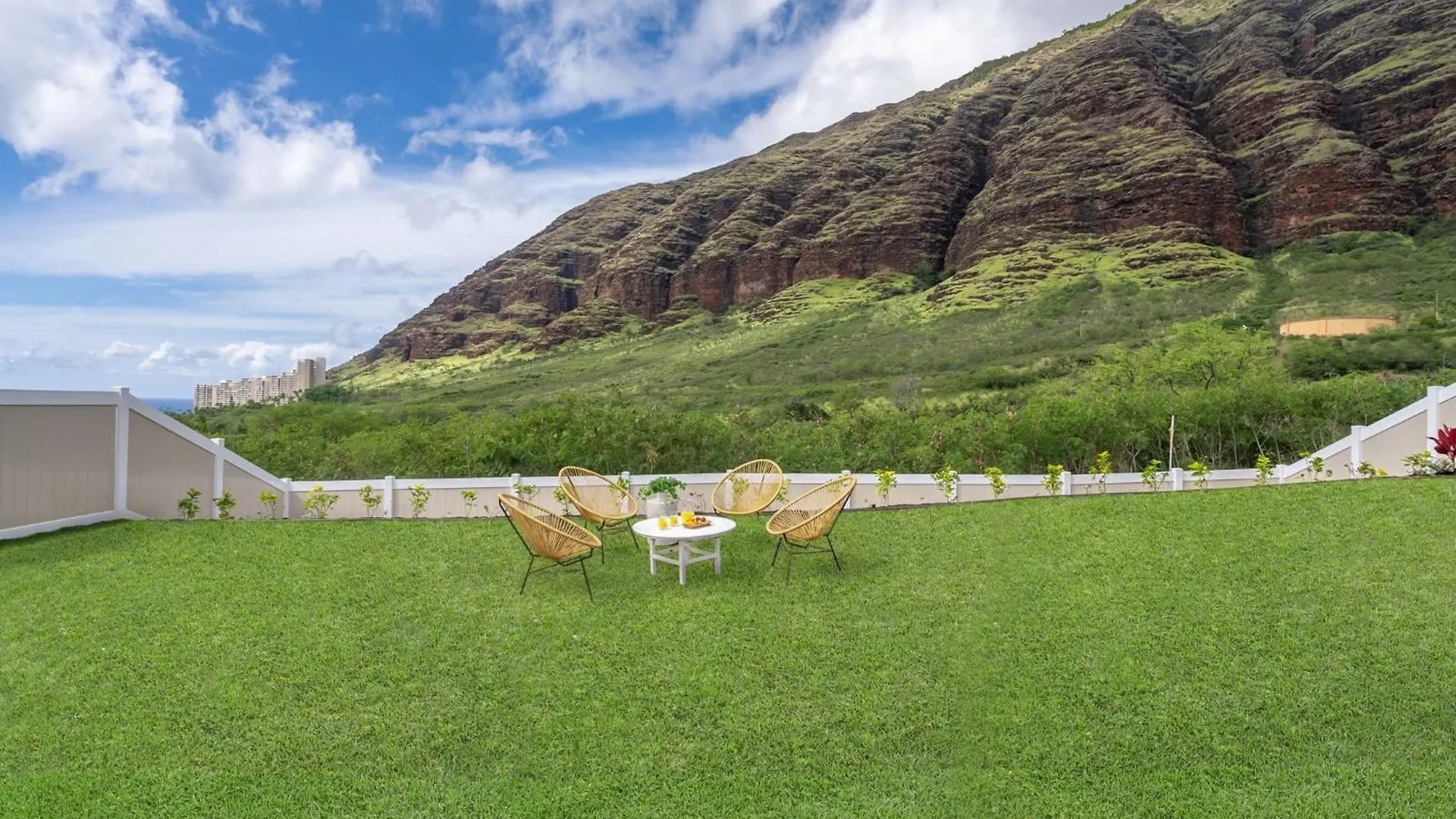 Alaula By Avantstay Gated Security Home W Valley Ocean Views Waianae Сasa de vacaciones
