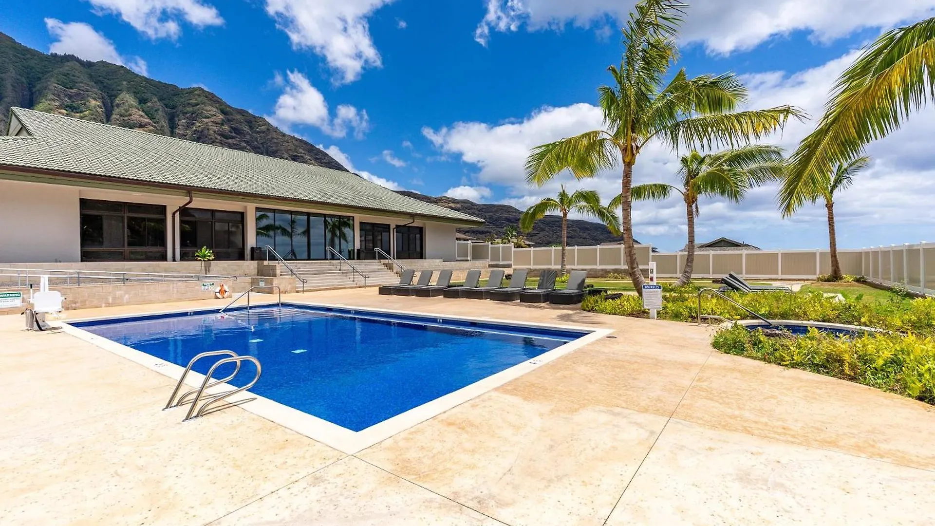 Alaula By Avantstay Gated Security Home W Valley Ocean Views Waianae Сasa de vacaciones