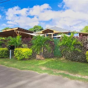 Charming Country Just A Few Steps From The Beach! Waianae